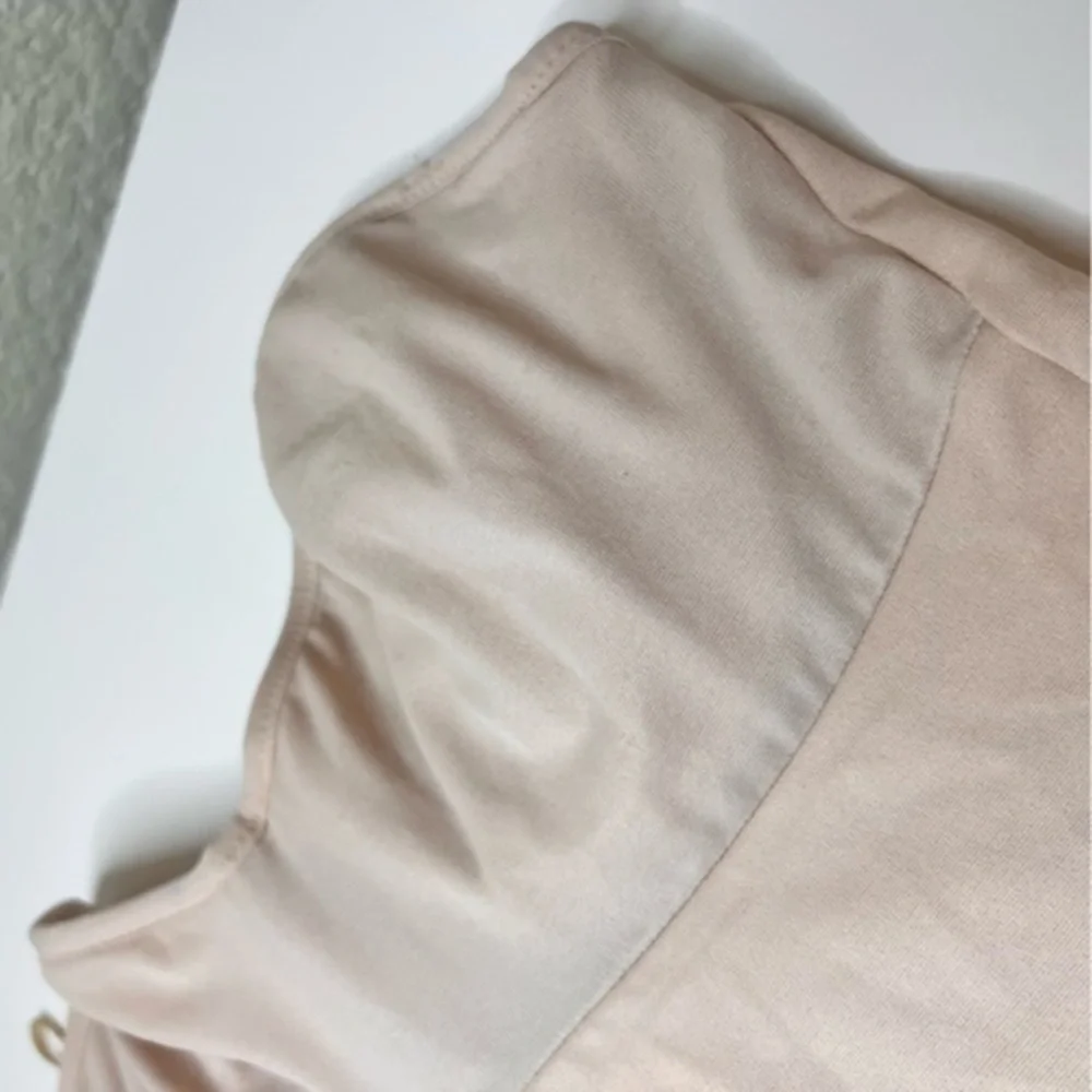 Victoria’s Secret Nude Shape Wear Bra Dress‎ Slip Size 34A